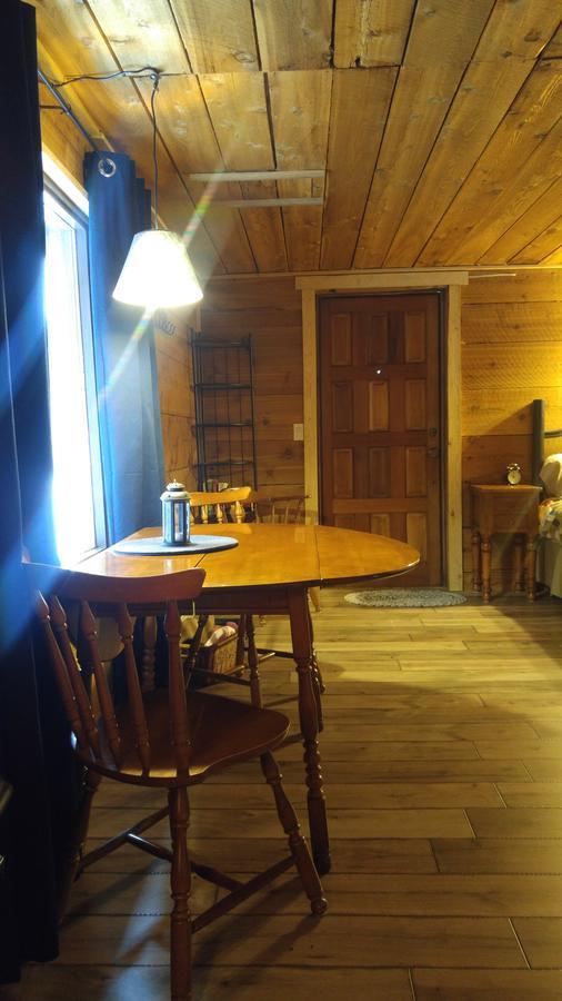Wolfwood Guest Ranch Villa Clearwater Buitenkant foto
