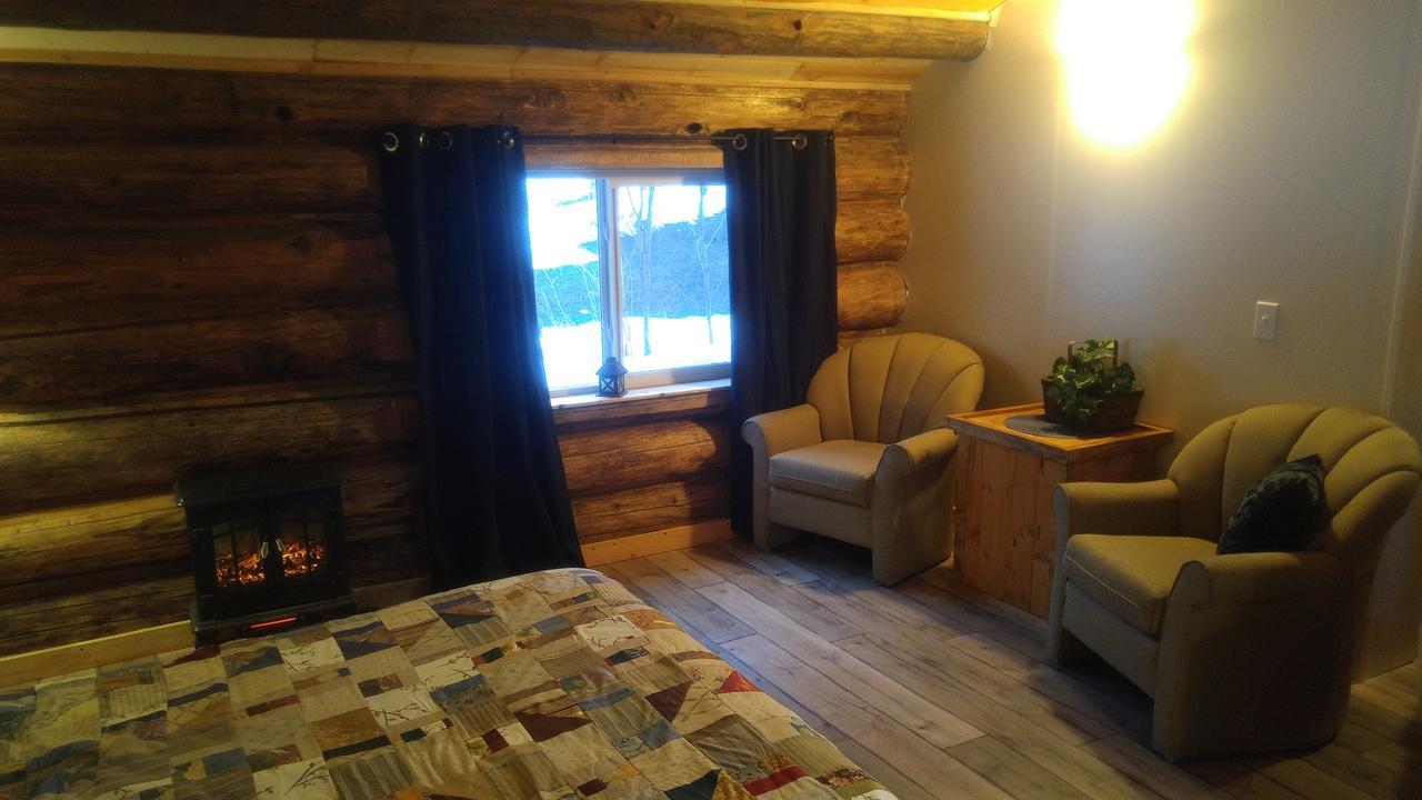 Wolfwood Guest Ranch Villa Clearwater Buitenkant foto